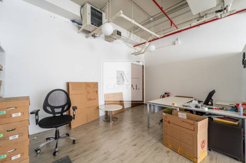 Bright Unit | Open Layout | Ensuite Pantry