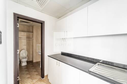 Fully Owned Office|Prime Location| Business Bay