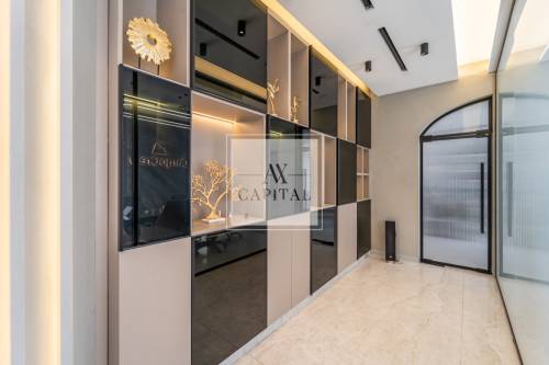 Luxury Fitted Office | Prime Location| Rent