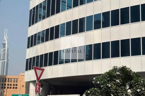 DISTRESS DEAL FURNISHED | 02 PARKING