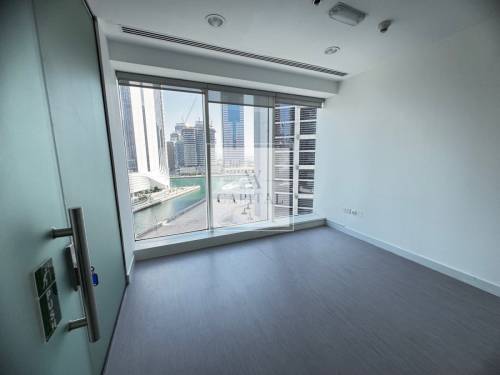 FITTED | CANAL VIEW | BUSINESS BAY | Mid Floor