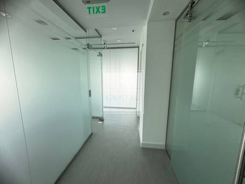 FITTED | CANAL VIEW | BUSINESS BAY | Mid Floor