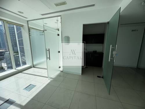FITTED | CANAL VIEW | BUSINESS BAY | Mid Floor