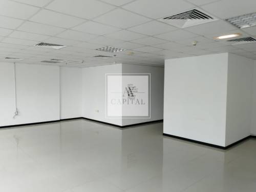 CANAL VIEW | BRIGHT WINDOWS | LESS TRAFFIC AREA