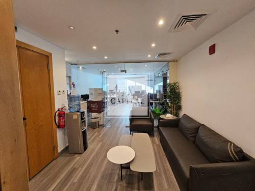 FURNISHED | LESS TRAFFIC AREA| WR & PANTRY INSIDE