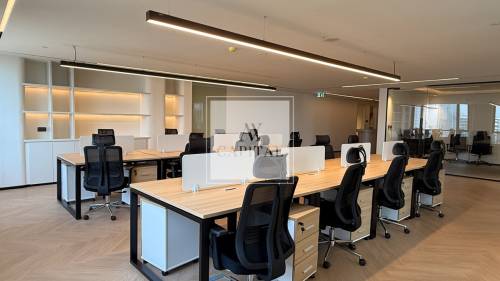 Prime Location | Fully Fitted | JVC
