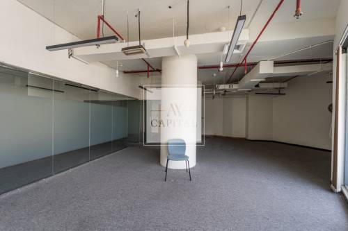 Fitted Office | High Floor | Canal Views | Parking