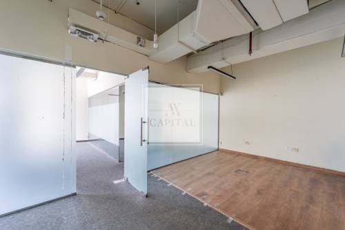 Fitted Office | High Floor | Canal Views | Parking