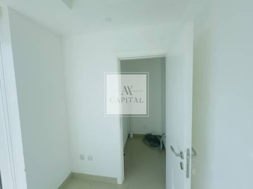 Prime Location | Canal View | High Floor