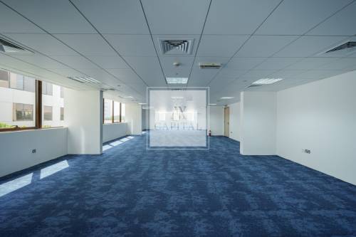 Commercial Office Space | Well maintained | DIP 1