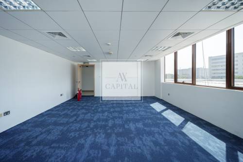 Commercial Office Space | Well maintained | DIP 1