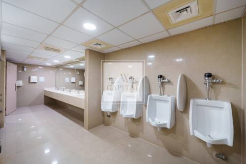 Commercial Office Space | Well maintained | DIP 1